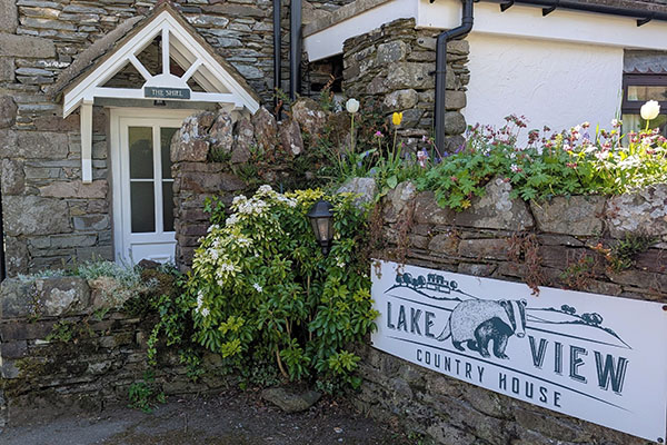 Lake View Country House and Self-catering Apartments
